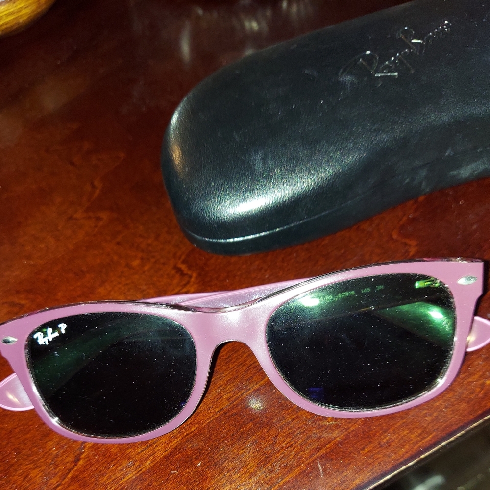 Ray-Ban Wayfarer Burgundy Sunglasses